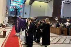 20251207_184253928_iOS