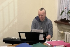 20251217_180822431_iOS