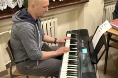 20251217_181008374_iOS