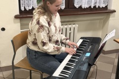 20251217_182417696_iOS