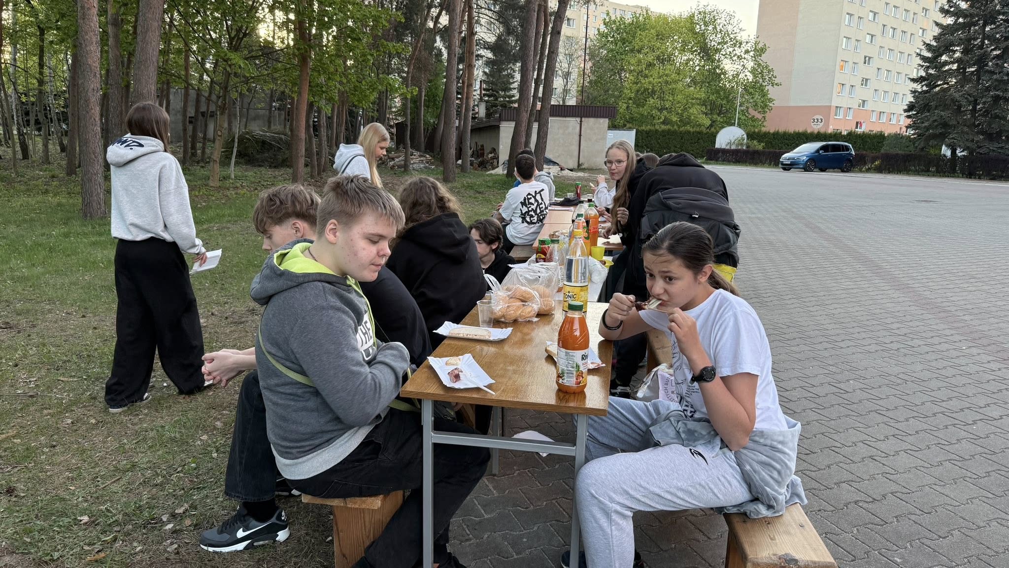 Grill młodzieżowy